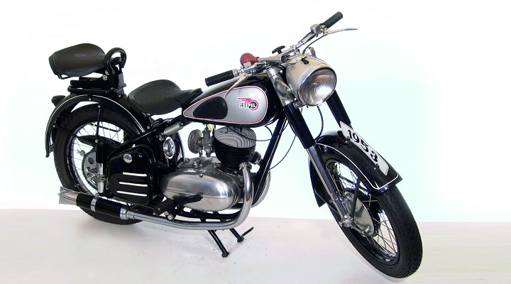 CSEPEL 250 (1950–53)