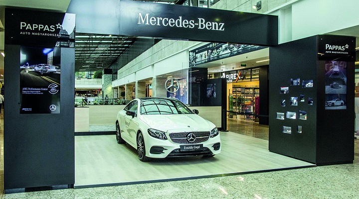 Mercedes-Benz pop-up store