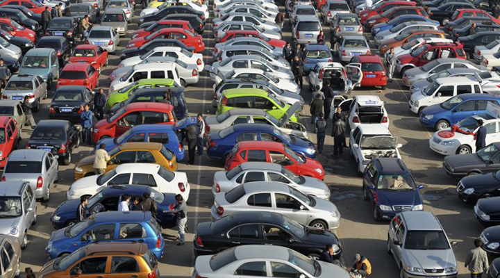 Egyre nő az autók átlagéletkora