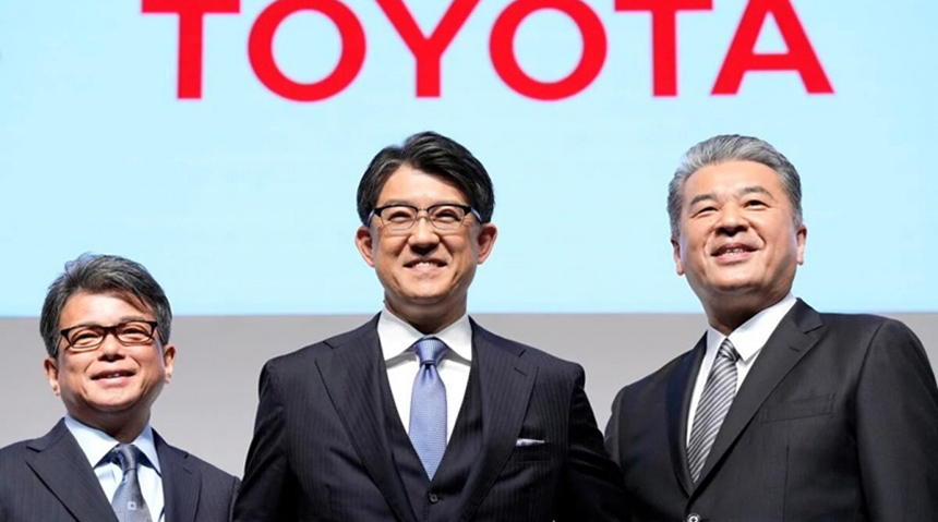  A Toyota új vezérkara bejelentette az autógyártó jövőbeli stratégiáját
