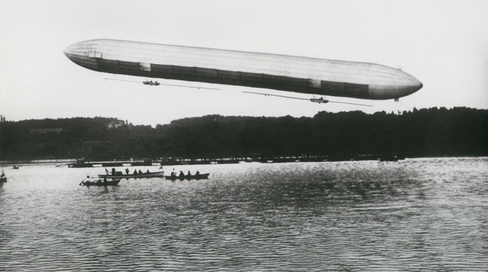 Bosch gy&uacute;jt&aacute;ssal rep&uuml;lt a Zeppelin