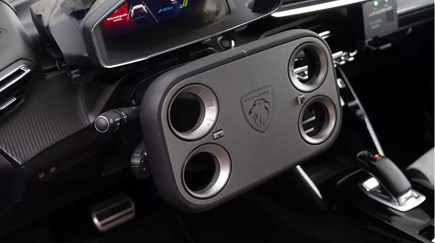 A Peugeot Hypersquare &eacute;s a steer-by-wire korm&aacute;nyz&aacute;s