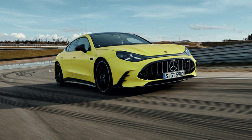 Az &uacute;j Mercedes AMG GT 4 ajt&oacute;s Coup&eacute;